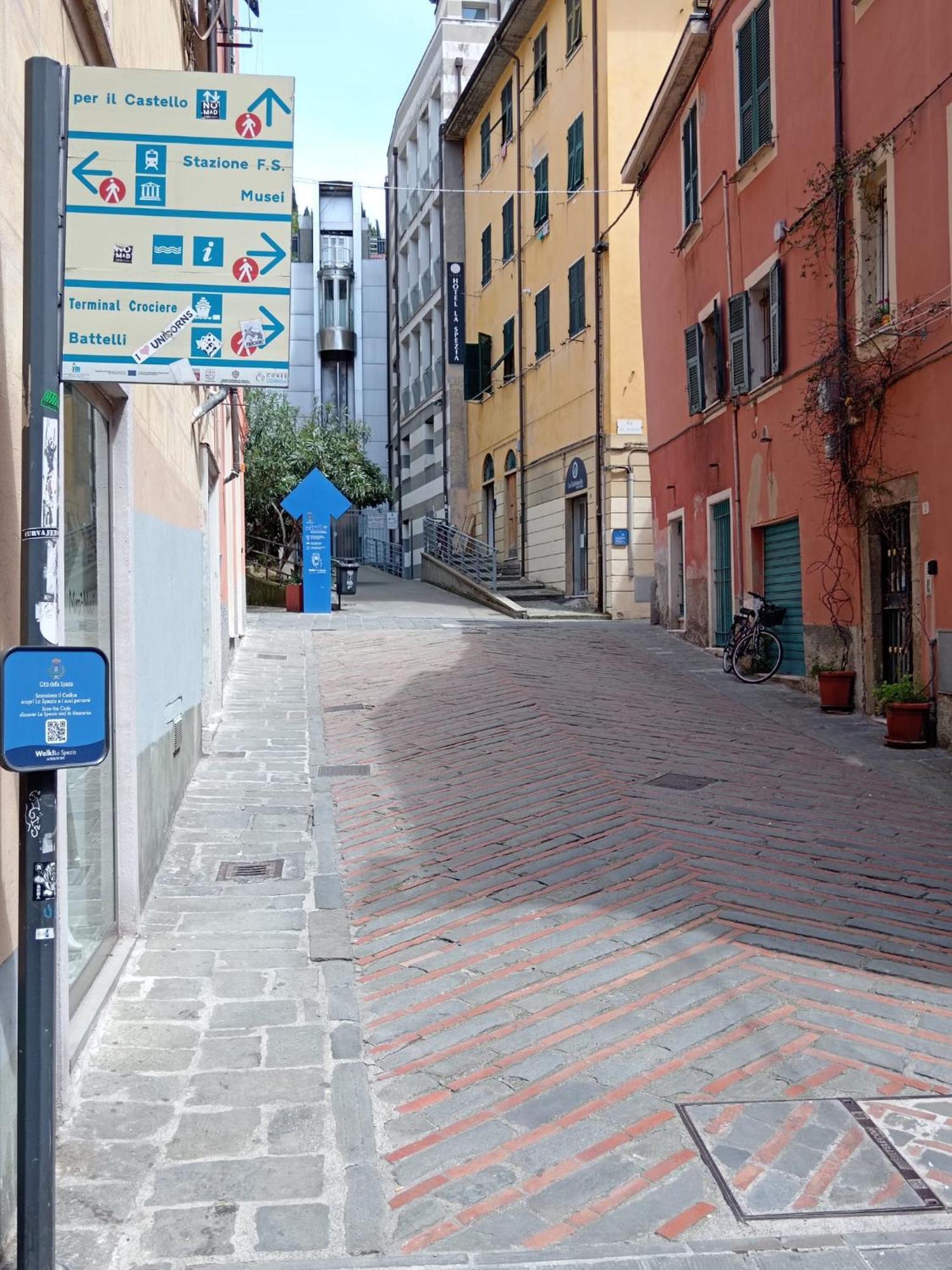 Indipendence Home La Spezia Exterior foto